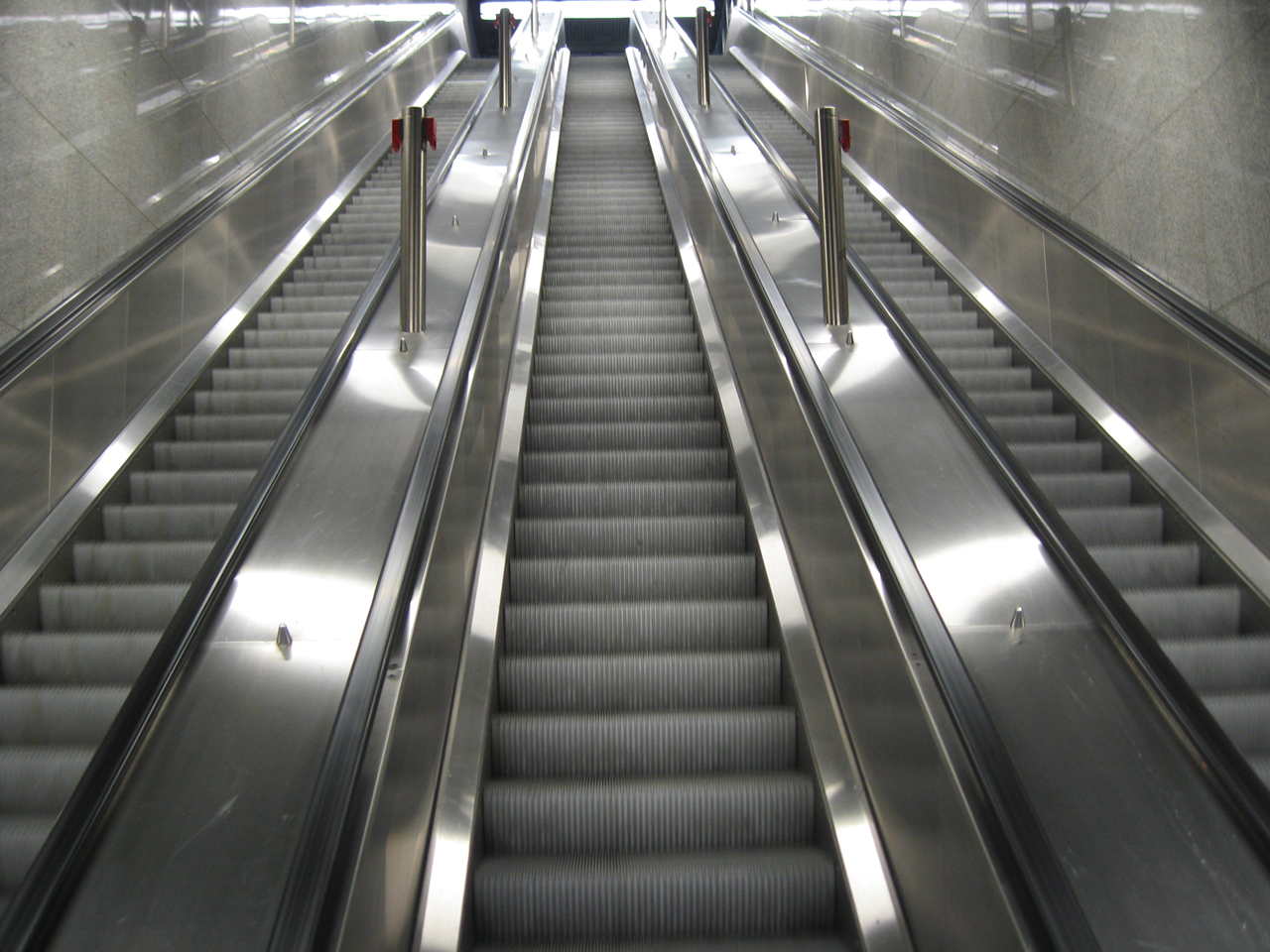 Leere Rolltreppe